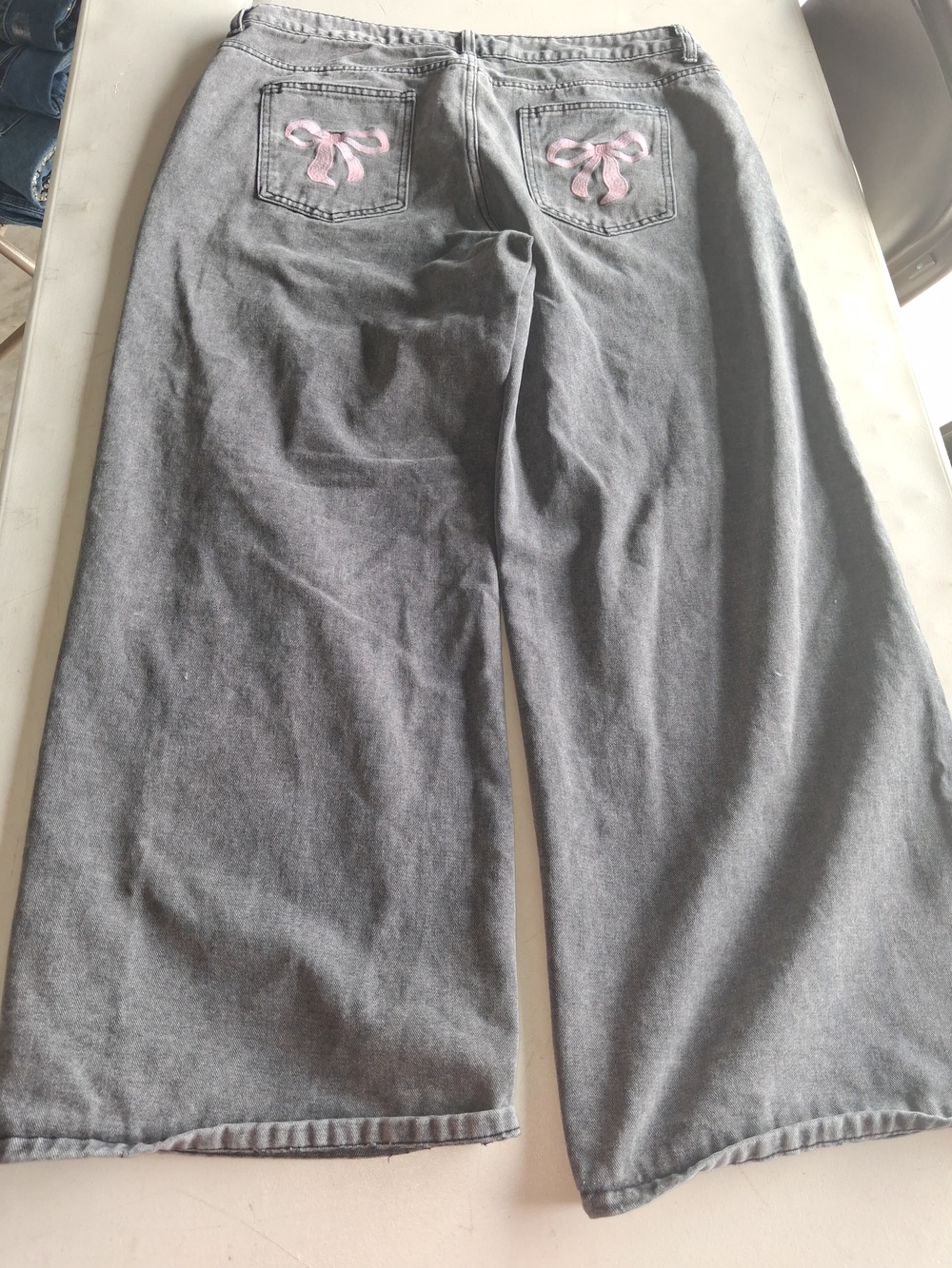 J for Justify Gray Wide-Leg Jeans with Pink Bow Pocket Embroidery
